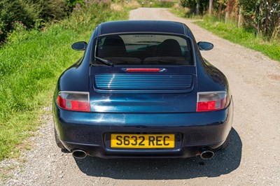 Lot 64 - 1998 Porsche 911 Carrera