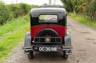 Lot 29 - 1933 Austin 10/4 Saloon