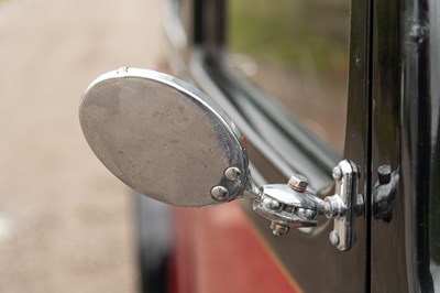 Lot 29 - 1933 Austin 10/4 Saloon