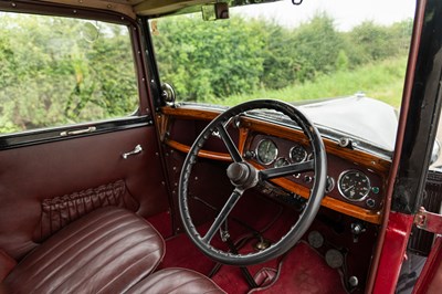 Lot 29 - 1933 Austin 10/4 Saloon