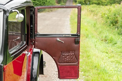 Lot 29 - 1933 Austin 10/4 Saloon