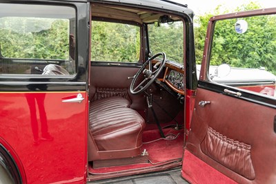 Lot 29 - 1933 Austin 10/4 Saloon