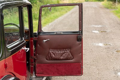 Lot 29 - 1933 Austin 10/4 Saloon