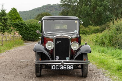 Lot 29 - 1933 Austin 10/4 Saloon