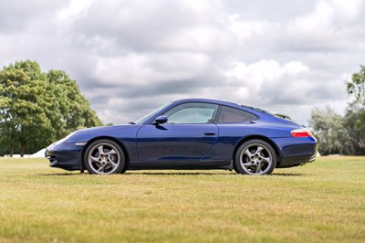 Lot 65 - 2001 Porsche 911 Carrera 2