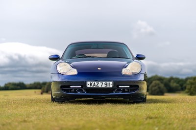 Lot 65 - 2001 Porsche 911 Carrera 2