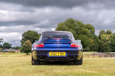 Lot 65 - 2001 Porsche 911 Carrera 2