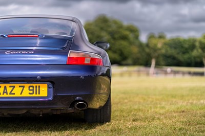 Lot 65 - 2001 Porsche 911 Carrera 2