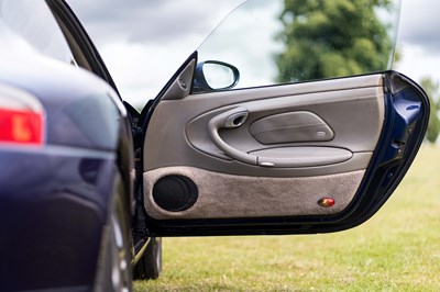 Lot 65 - 2001 Porsche 911 Carrera 2