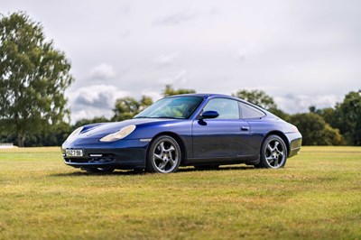 Lot 65 - 2001 Porsche 911 Carrera 2