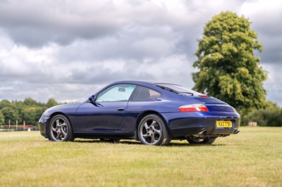 Lot 65 - 2001 Porsche 911 Carrera 2