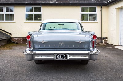 Lot 32 - 1958 Oldsmobile 98