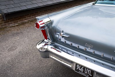 Lot 32 - 1958 Oldsmobile 98