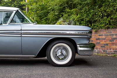 Lot 32 - 1958 Oldsmobile 98