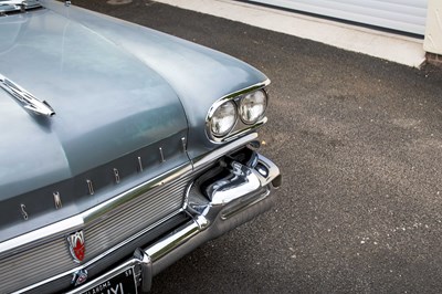 Lot 32 - 1958 Oldsmobile 98