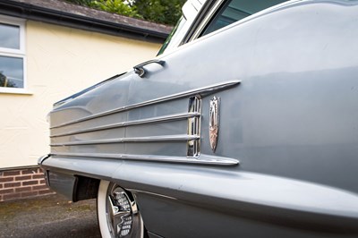 Lot 32 - 1958 Oldsmobile 98