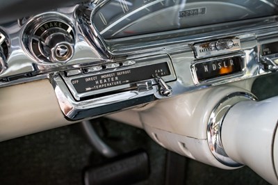 Lot 32 - 1958 Oldsmobile 98