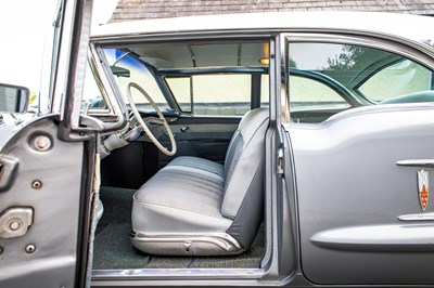 Lot 32 - 1958 Oldsmobile 98