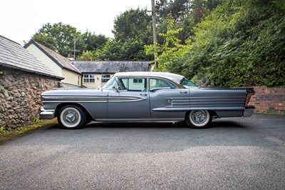 Lot 32 - 1958 Oldsmobile 98