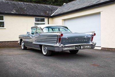 Lot 32 - 1958 Oldsmobile 98