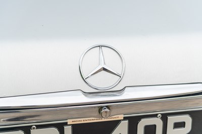 Lot 60 - 1977 Mercedes SL350