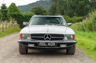 Lot 60 - 1977 Mercedes SL350