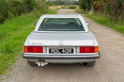 Lot 60 - 1977 Mercedes SL350