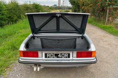 Lot 60 - 1977 Mercedes SL350