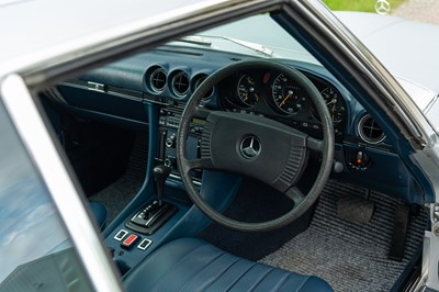 Lot 60 - 1977 Mercedes SL350