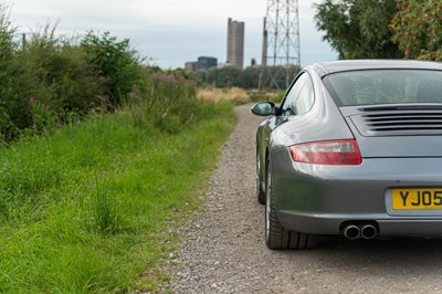 Lot 66 - 2005 Porsche 911 Carrera 2S