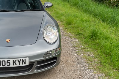 Lot 66 - 2005 Porsche 911 Carrera 2S