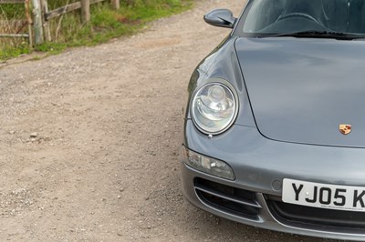 Lot 66 - 2005 Porsche 911 Carrera 2S