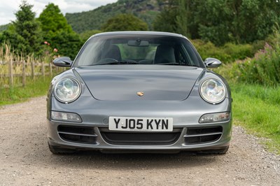 Lot 66 - 2005 Porsche 911 Carrera 2S