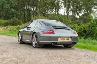 Lot 66 - 2005 Porsche 911 Carrera 2S