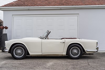 Lot 98 - 1964 Triumph TR4