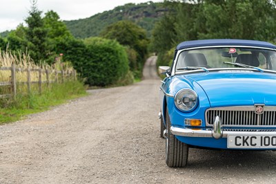 Lot 81 - 1982 MGB Roadster