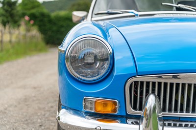 Lot 81 - 1982 MGB Roadster