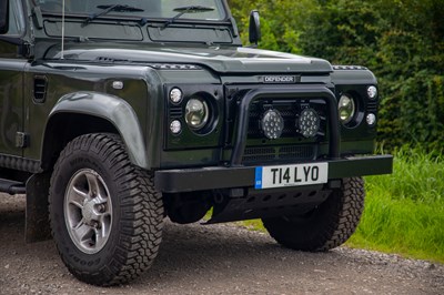 Lot 25 - 2004 Land Rover Defender TD5