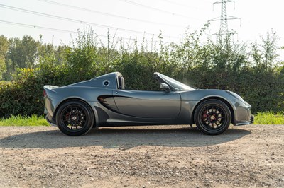 Lot 46 - 2002 Lotus Elise