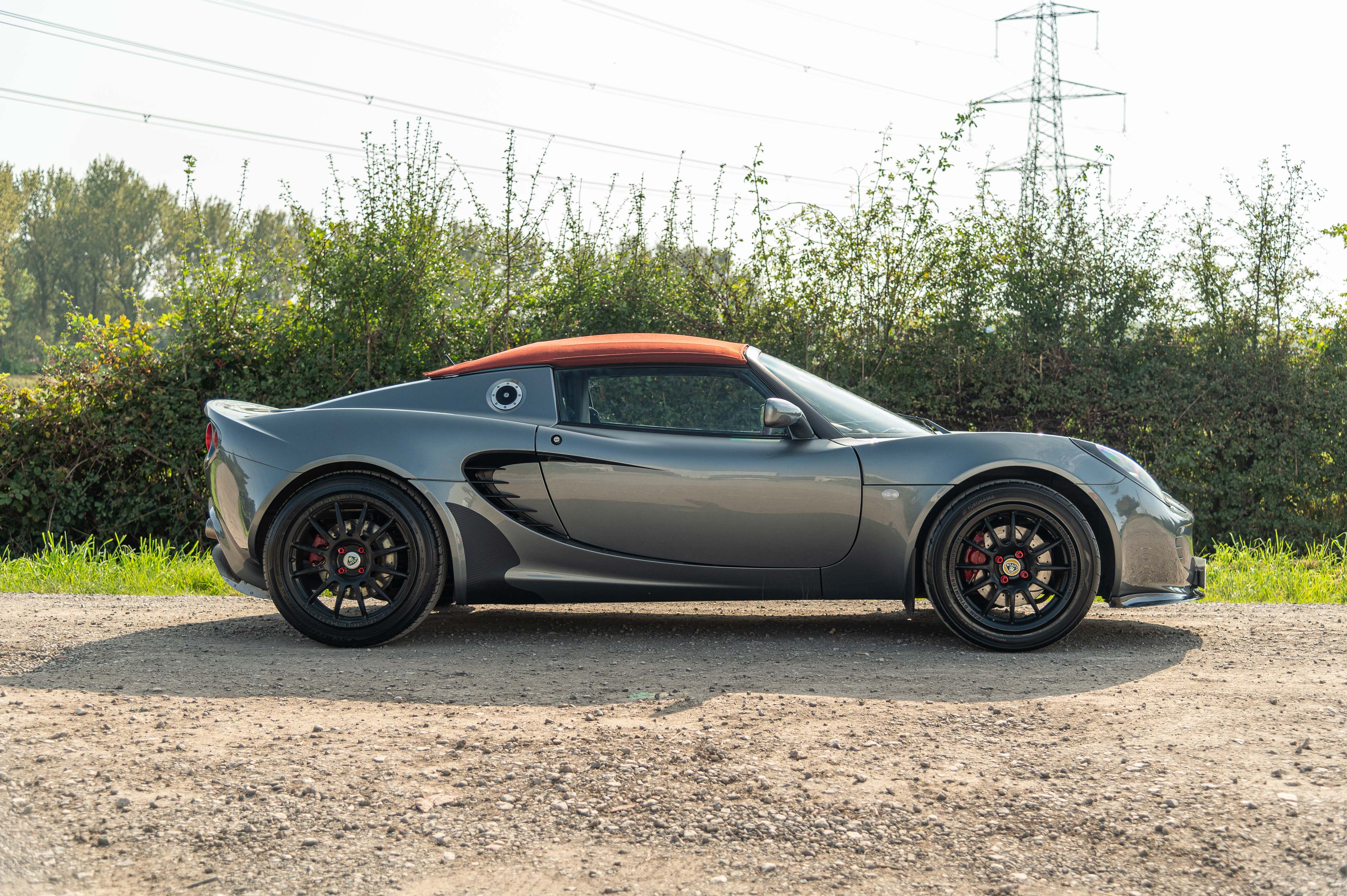 AUTOart Lotus Elise 2002 ブラック ヨドバシ.com - オートアート AUTOart オートアート 55322