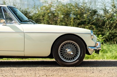 Lot 28 - 1968 MGC GT