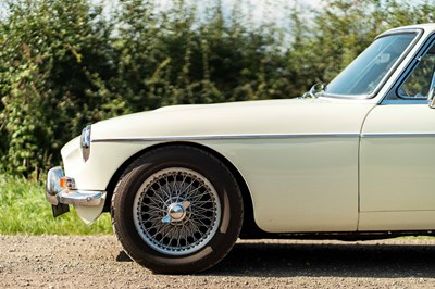 Lot 28 - 1968 MGC GT