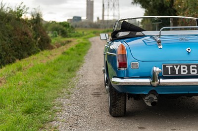 Lot 27 - 1968 MG C Roadster