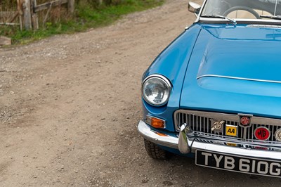 Lot 27 - 1968 MG C Roadster