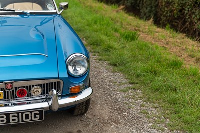 Lot 27 - 1968 MG C Roadster