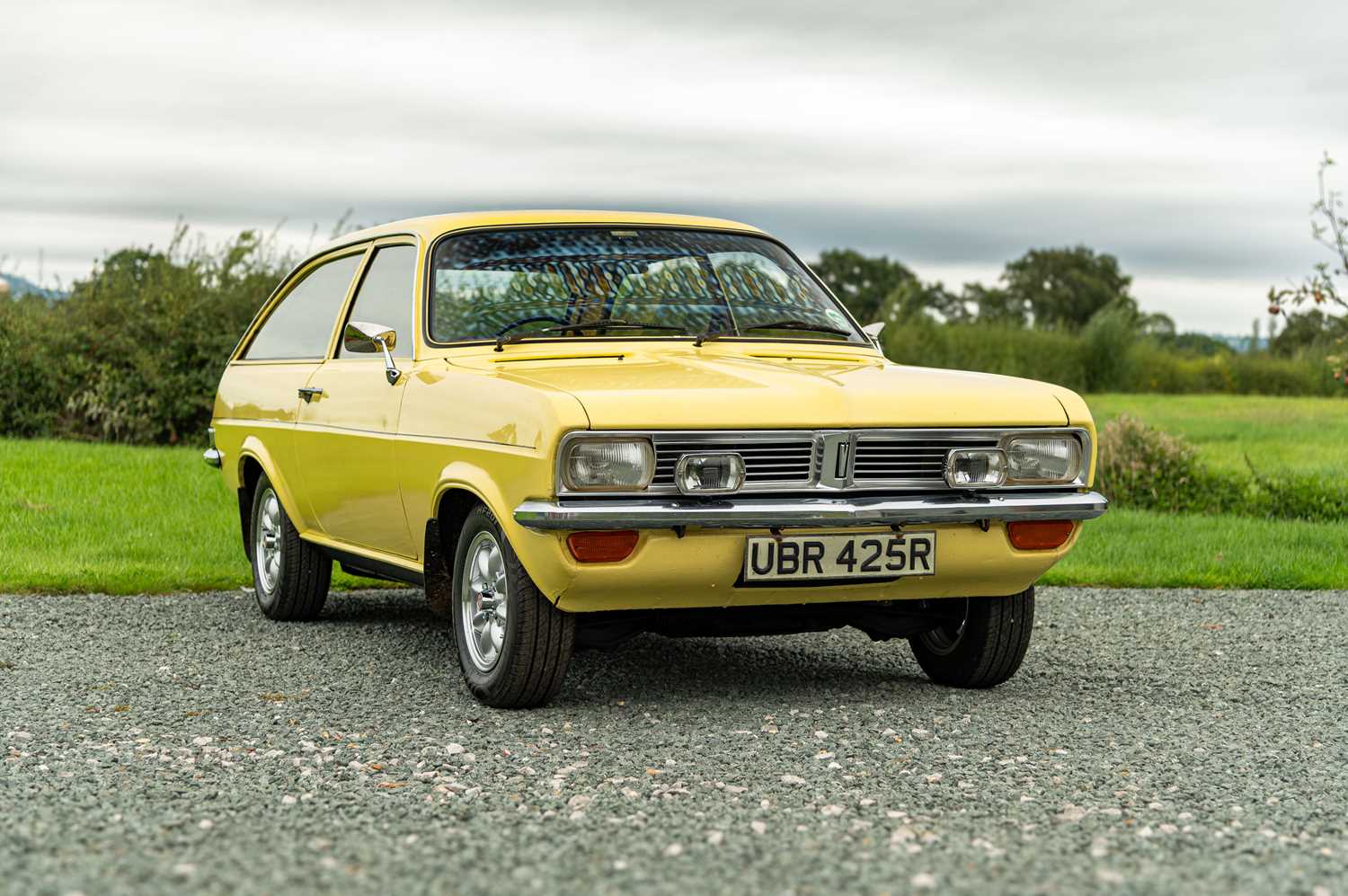 Lot 73 - 1976 Vauxhall Viva 1300L Estate