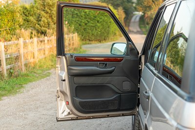 Lot 13 - 2000 Range Rover 4.0 SE