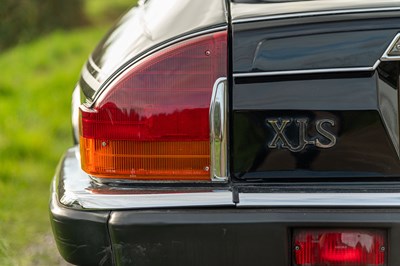 Lot 52 - 1986 Jaguar XJS V12 HE