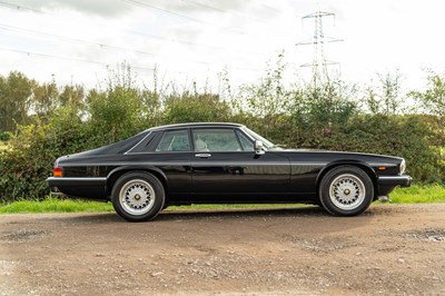 Lot 52 - 1986 Jaguar XJS V12 HE