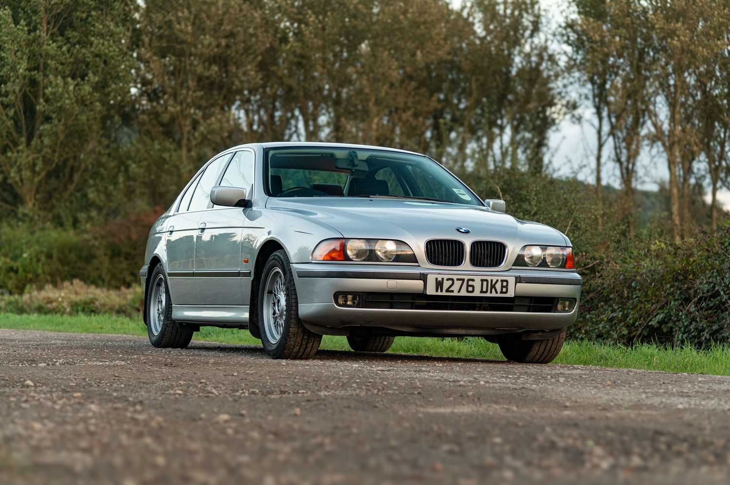 Lot 33 - 2000 BMW 520i SE